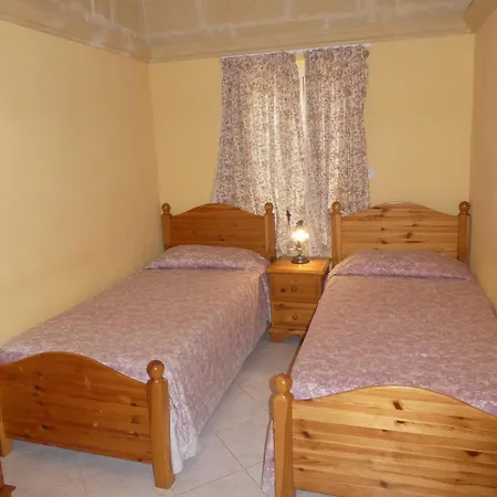 San Antonio Guest house 3*