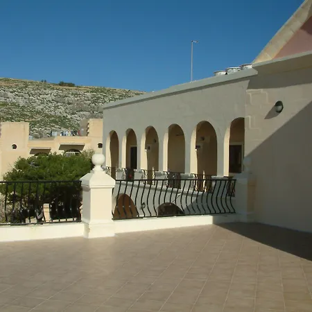 San Antonio Konukevi 4*