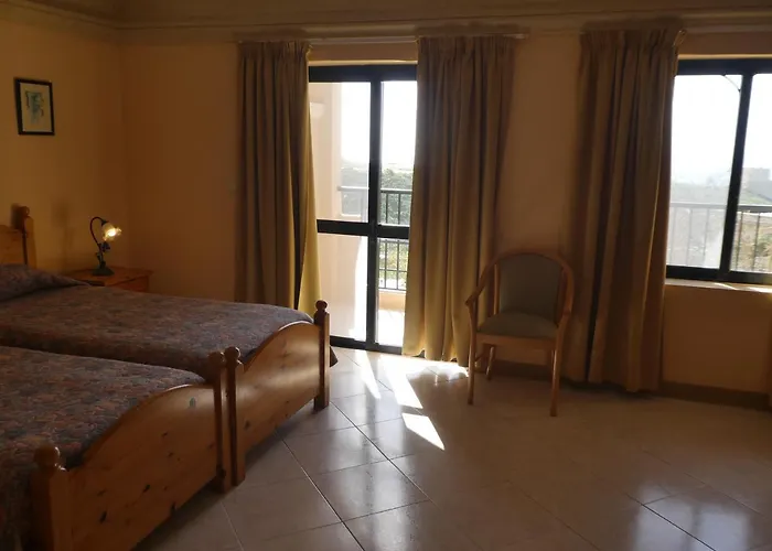 San Antonio Pensión Xlendi